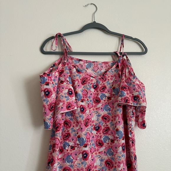 SHEIN NWOT Allover Floral Cold Shoulder Dress PINK Floral Size Small Mini - Picture 4 of 11